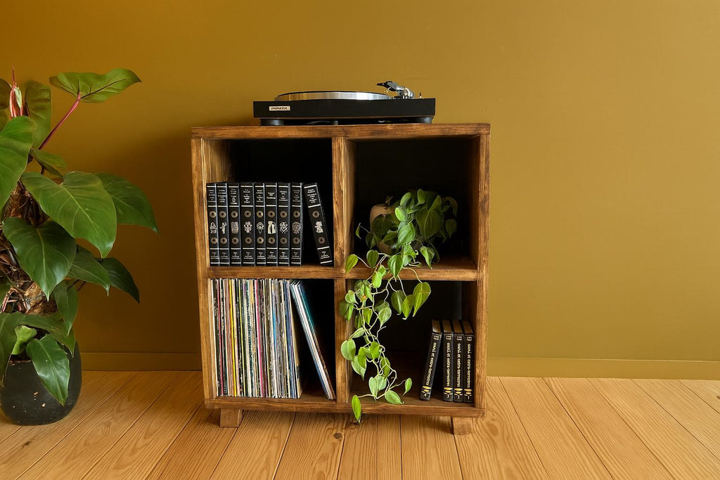 Meuble en bois massif vintage – Rangement vinyles, livres et déco – Étagère rétro pour salon
