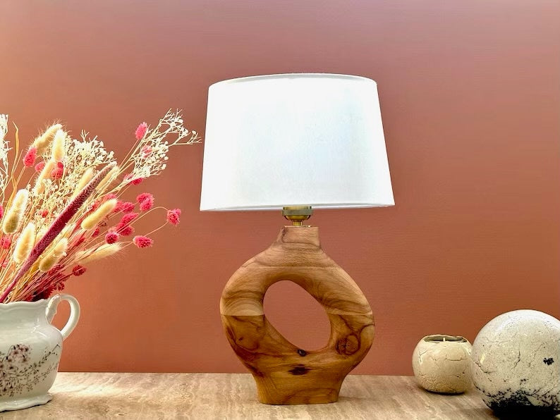 Lampe de chevet en bois massif recyclé – Lampe à poser décorative et naturelle pour salon ou chambre - Modèle 'TORN'