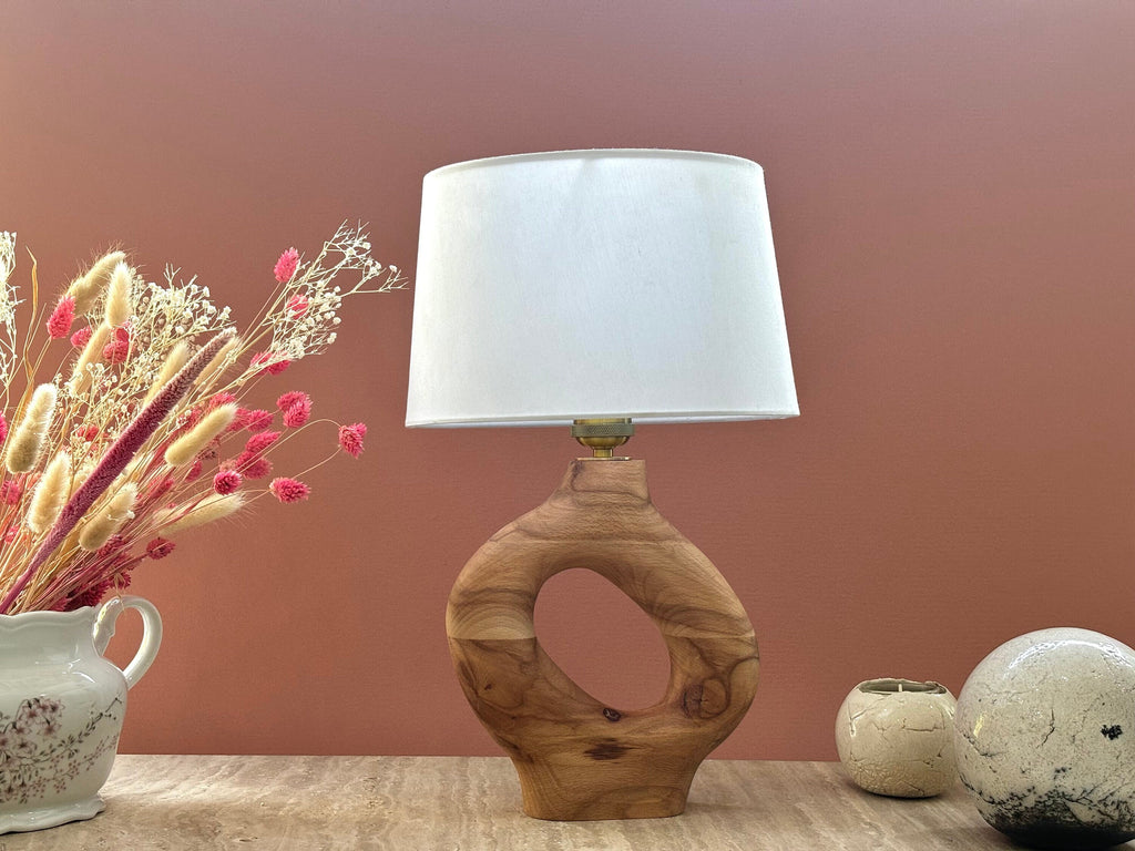 Lampe de chevet en bois massif recyclé – Lampe à poser décorative et naturelle pour salon ou chambre - Modèle 'TORN'