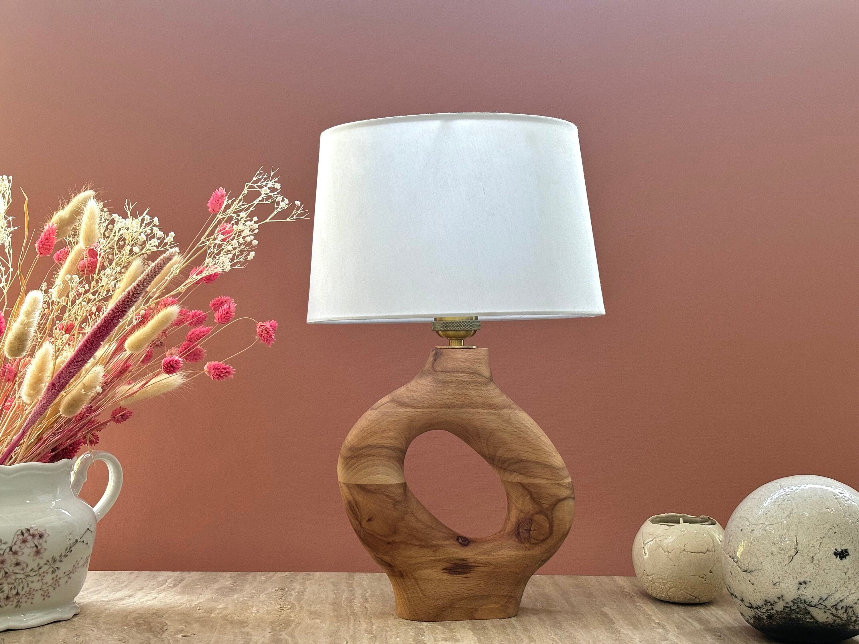 Lampe de chevet en bois massif recyclé – Lampe à poser décorative et naturelle pour salon ou chambre - Modèle 'TORN'