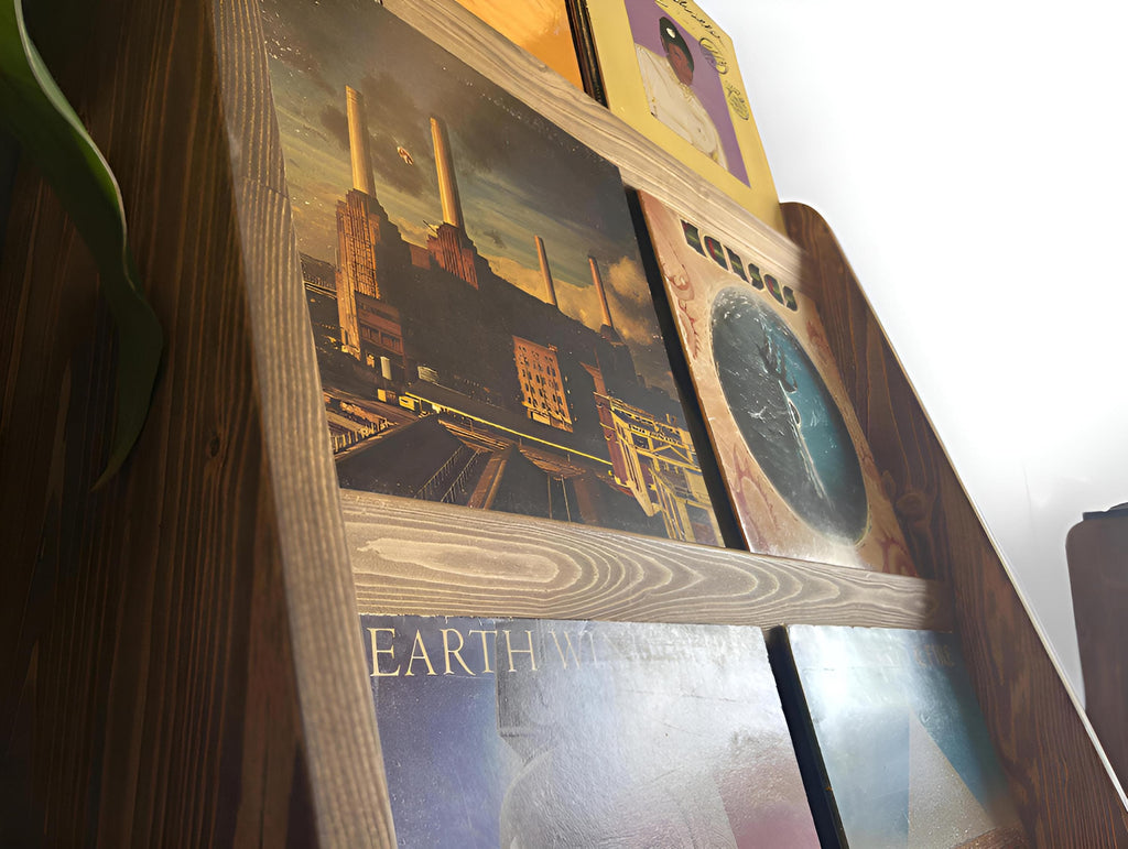 Rangement vinyle en bois recyclé fait main – Meuble artisanal pour disques