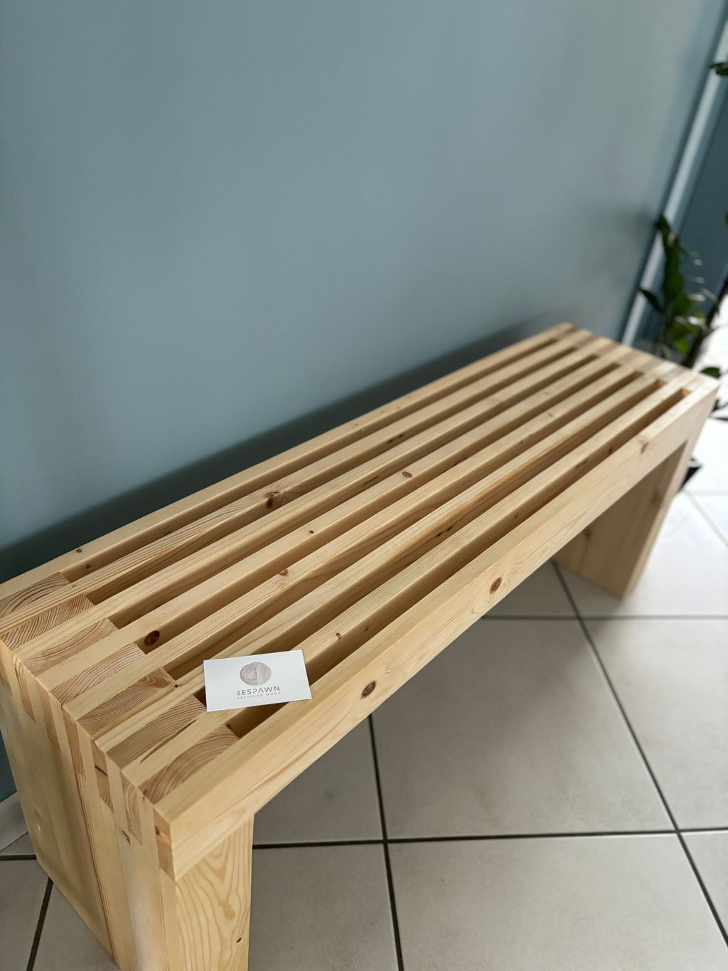 Banc en Bois Massif Recyclé pour Entrée - Éco-responsable et Élégant