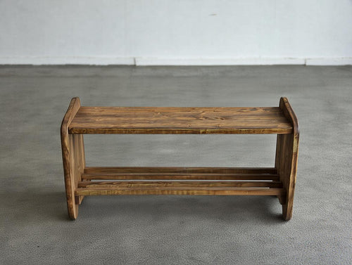 Banc à chaussures en bois massif avec étagère – Meuble d’entrée pratique et décoratif – Rangement chaussures artisanal