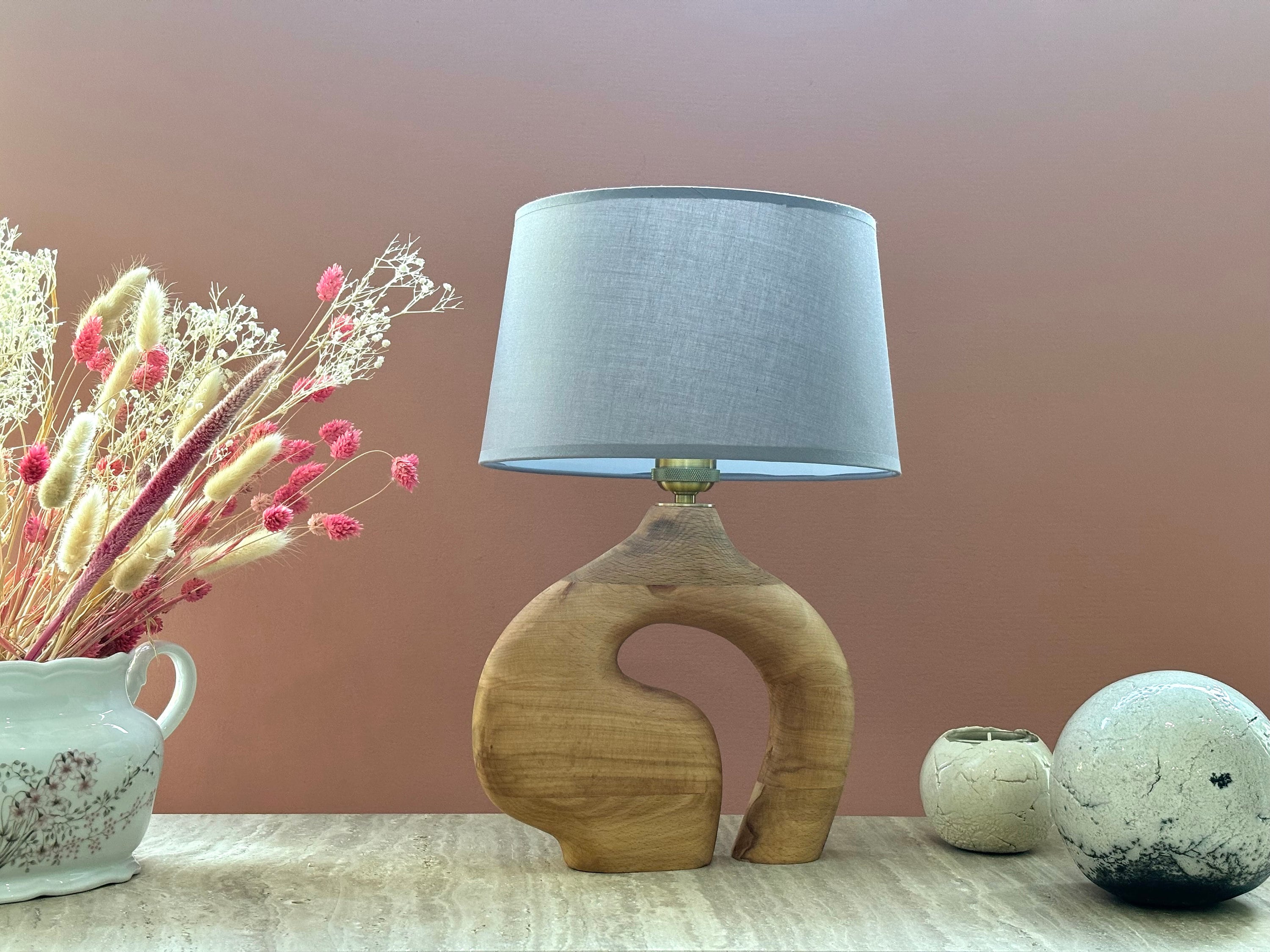 Lampe de chevet en bois massif recyclé faite à la main – Lampe de table décorative et naturelle 'STOMA'